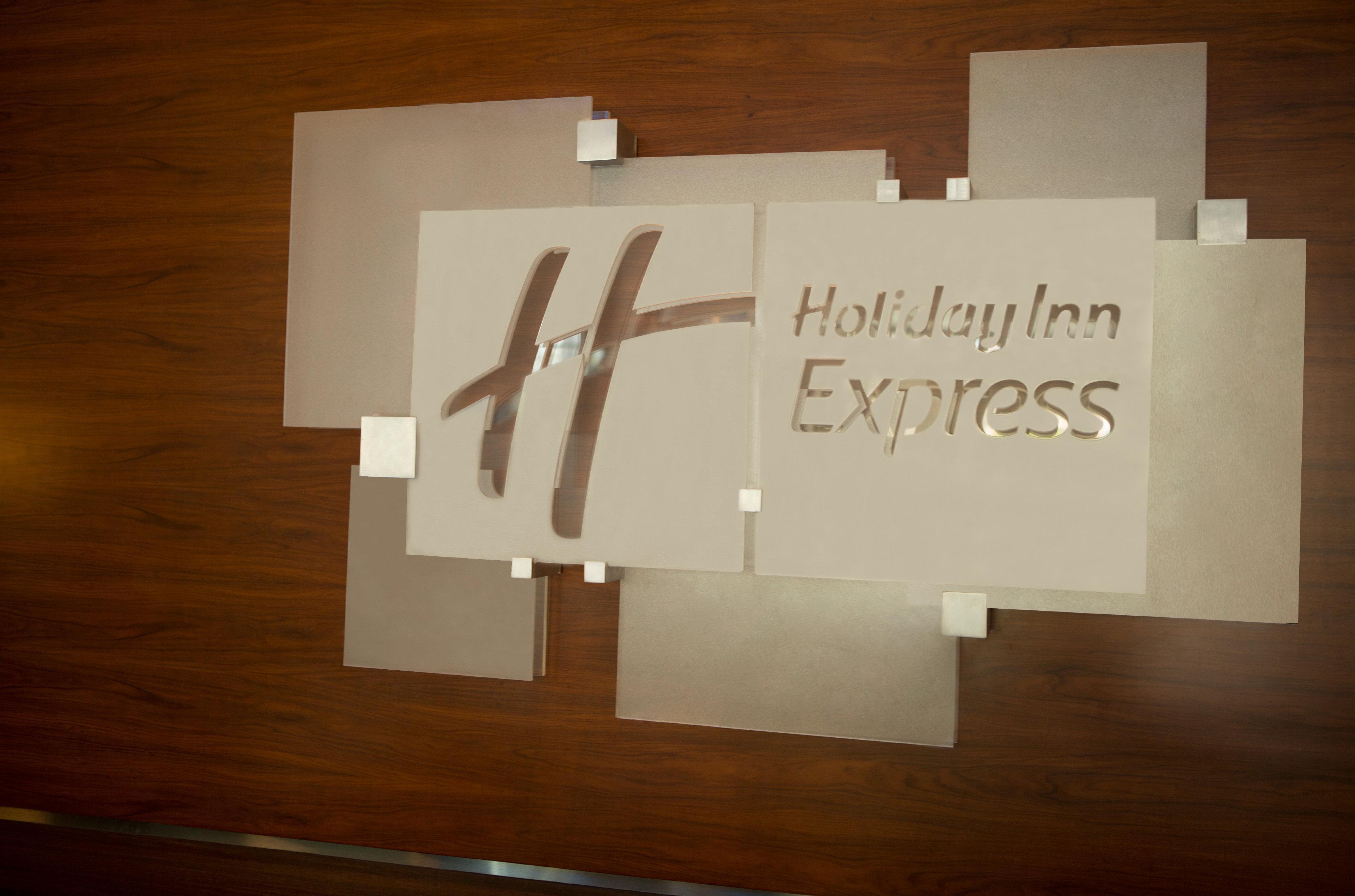 Holiday Inn Express Jakarta International Expo By Ihg Εξωτερικό φωτογραφία